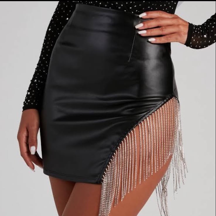 NEW WINDSOR Crystal Fringe Mini Skirt