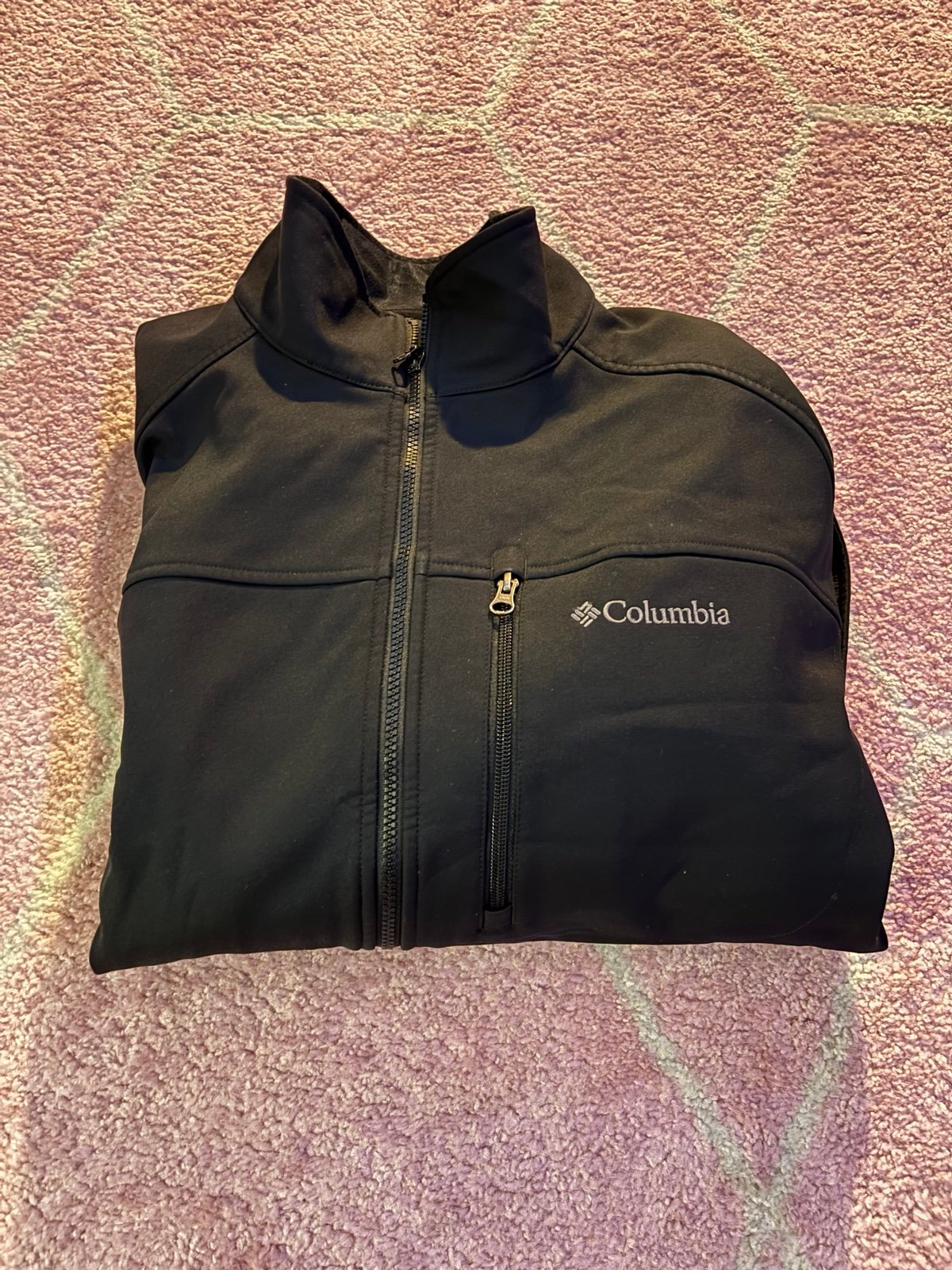 Columbia waterproof/resistant jacket