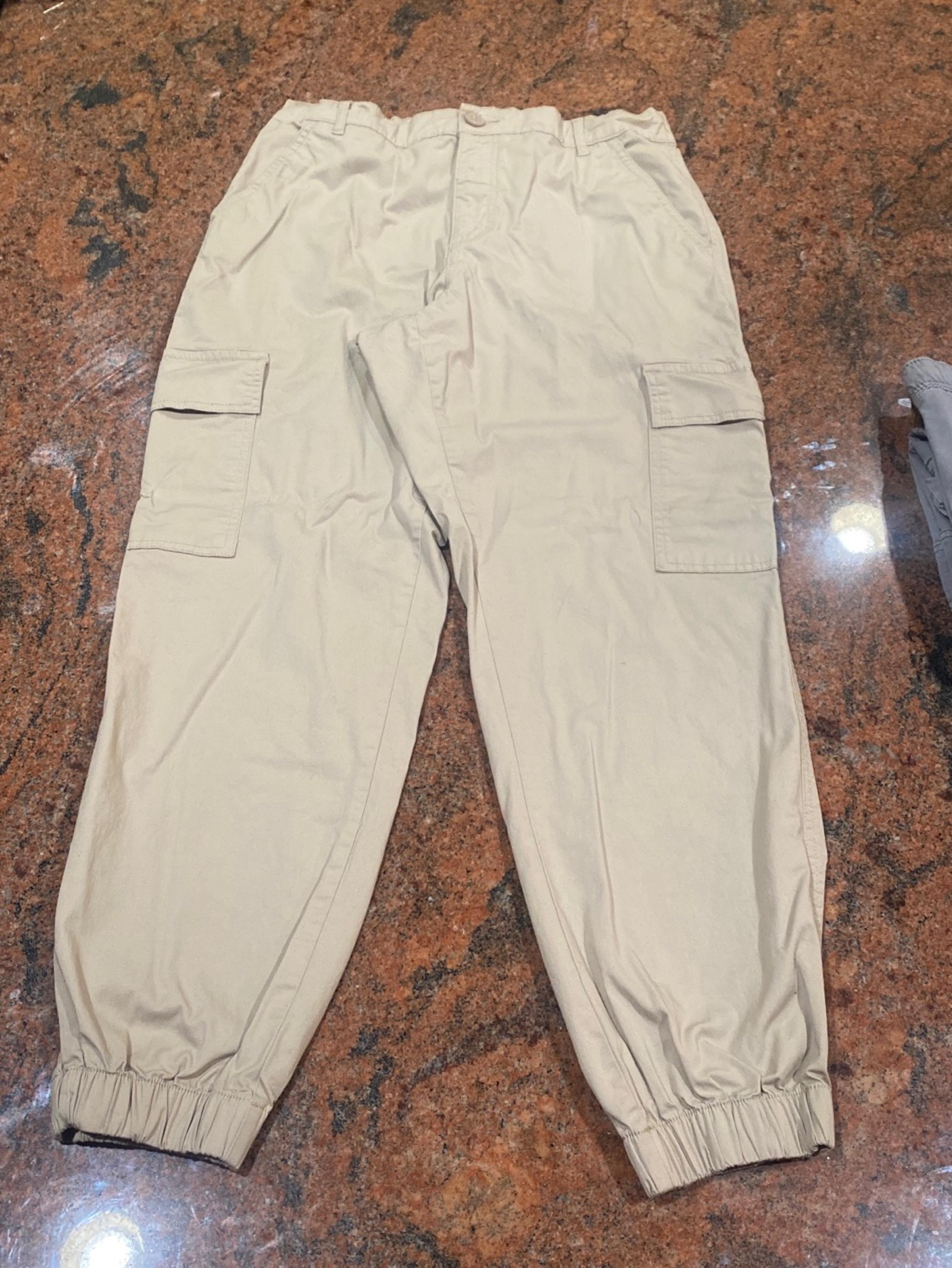 Women’s sz. L /14 Cargo pants beige by Garage stretch waist and bottom