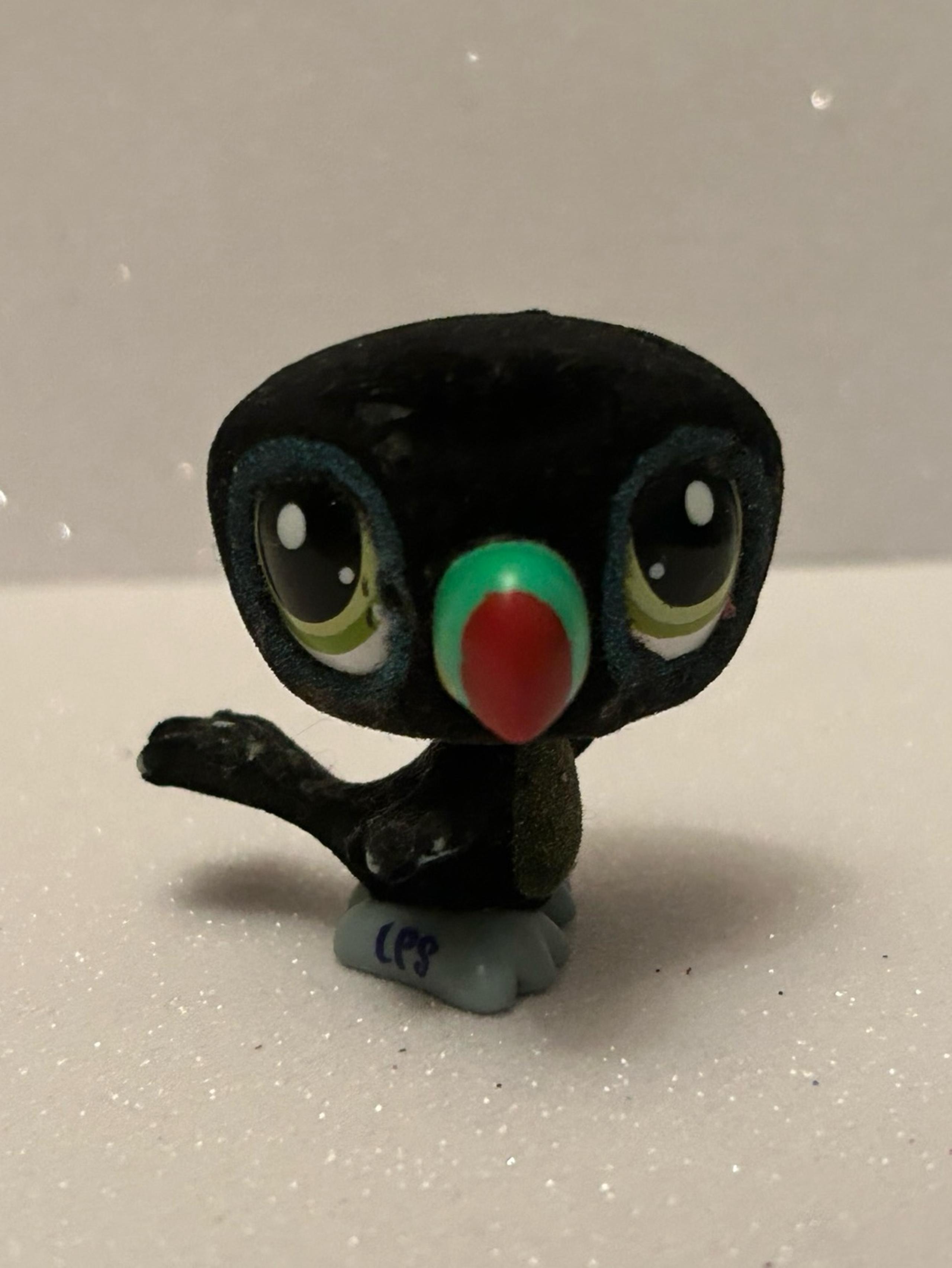 Littlest Pet Shop Fuzzy Flocked Toucan #1014