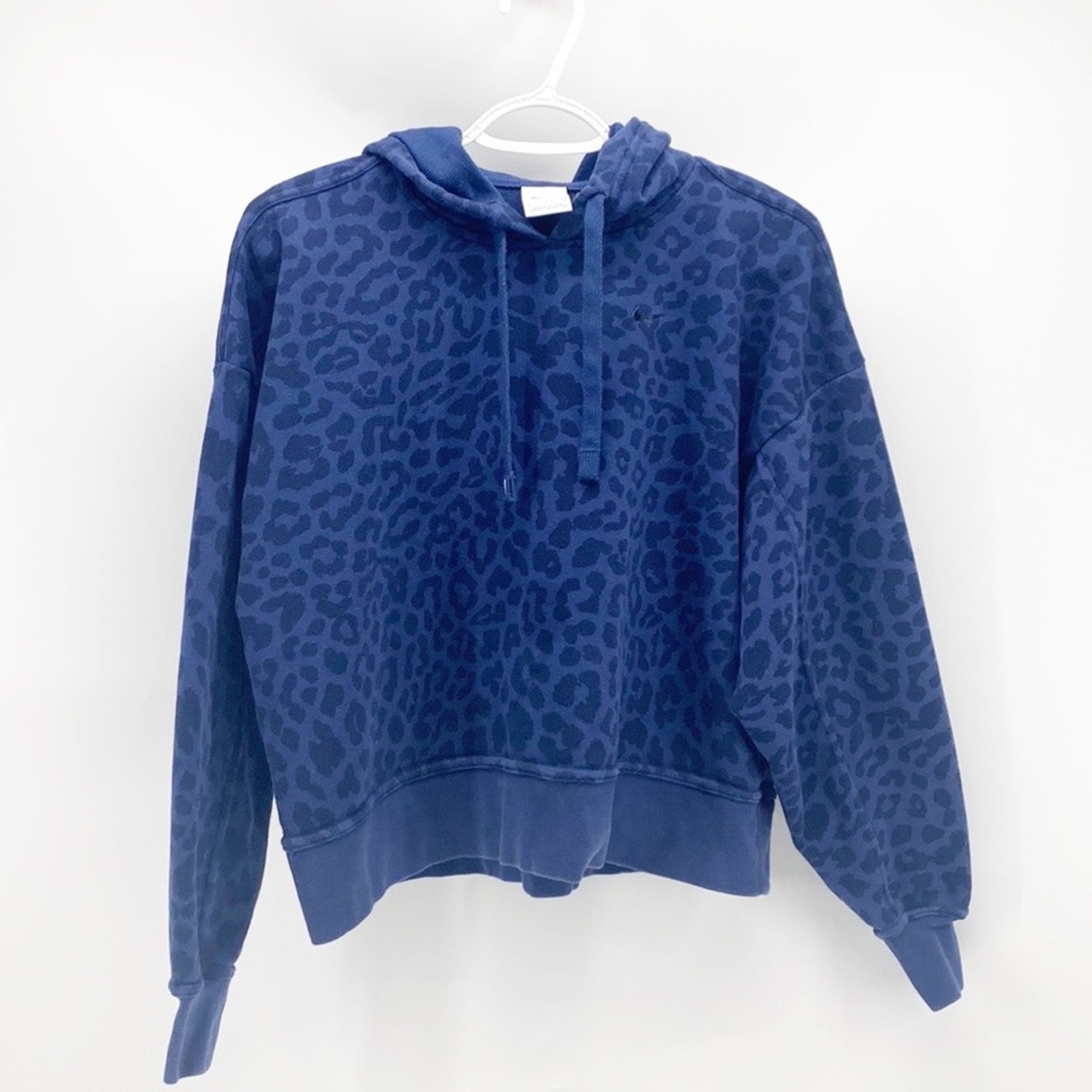 NIKE blue animal print cropped boxy oversized sweatshirt hoodie sz S