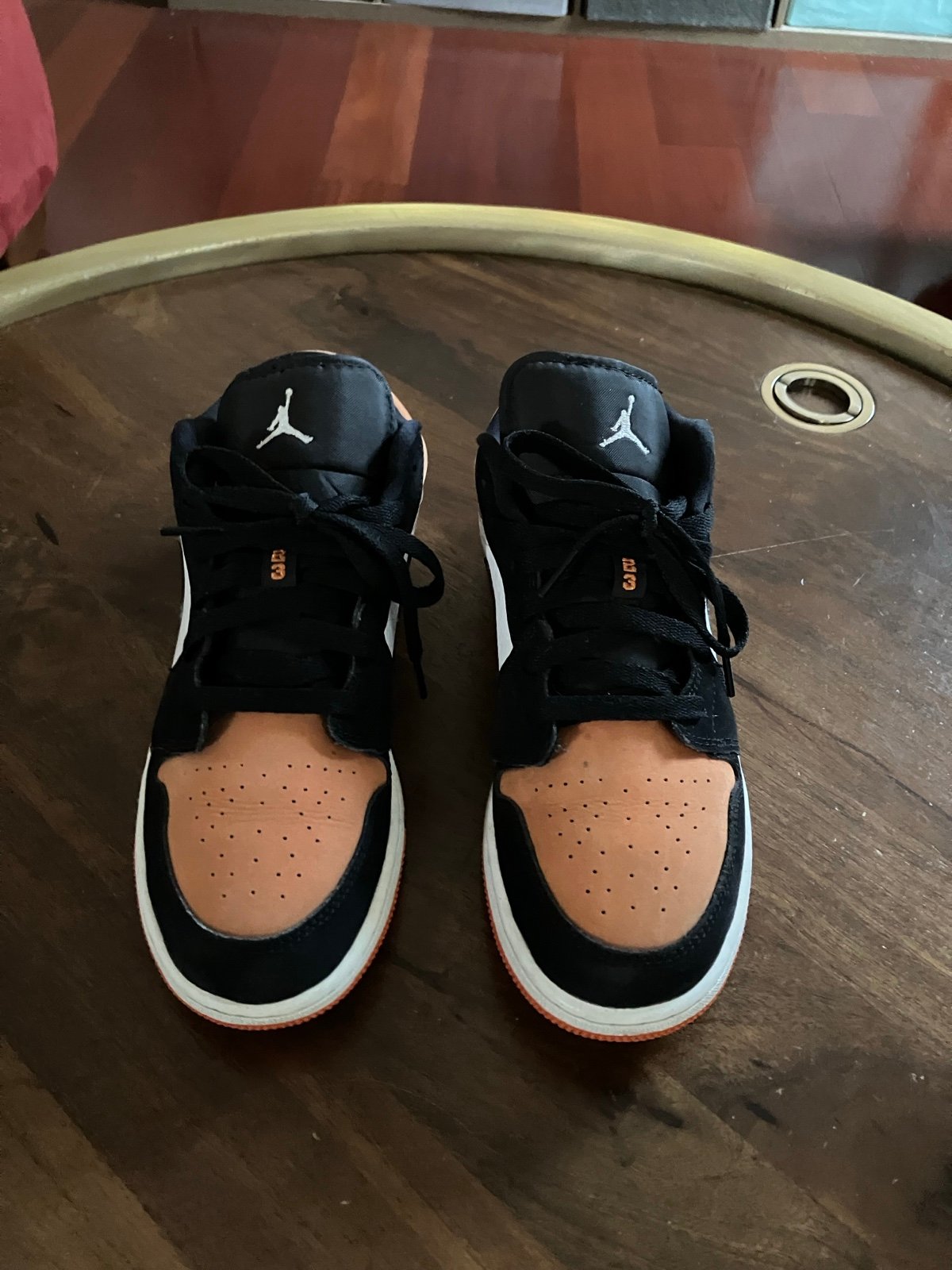 Air Jordan 1 Low Shattered Backboard GS 553560-128 Size 7Y Women’s 8.5
