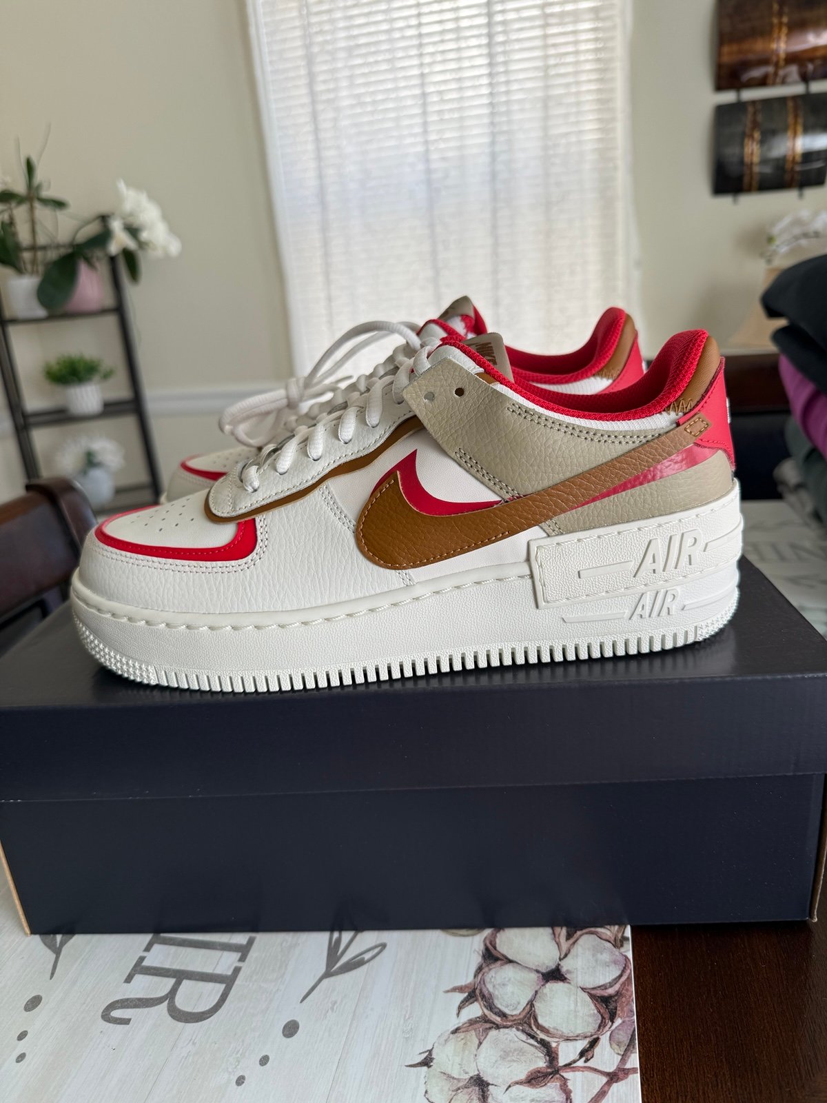 Nike women’s Air Force 1 shadow sneakers size 9 new