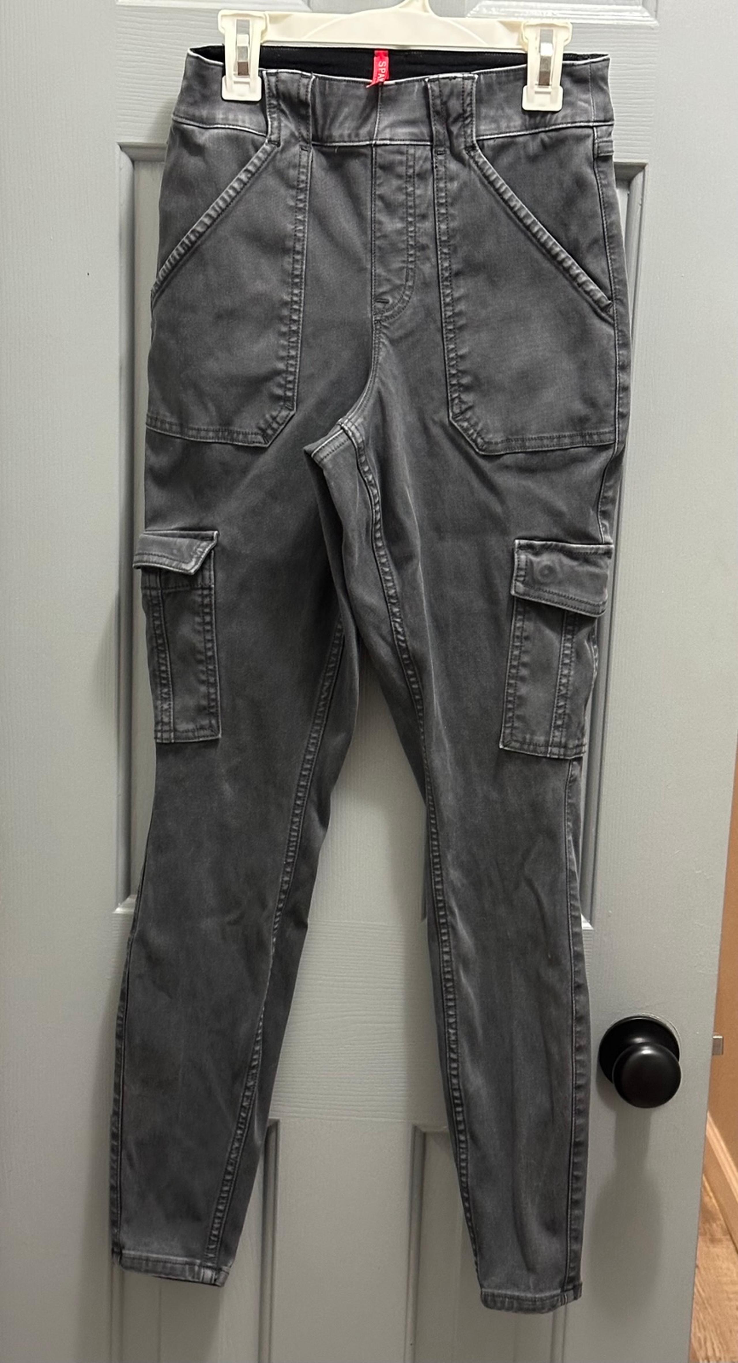 Spanx Women’s Twill Ankle Cargo Pants Size Small Washed Gray Stretch Slimming