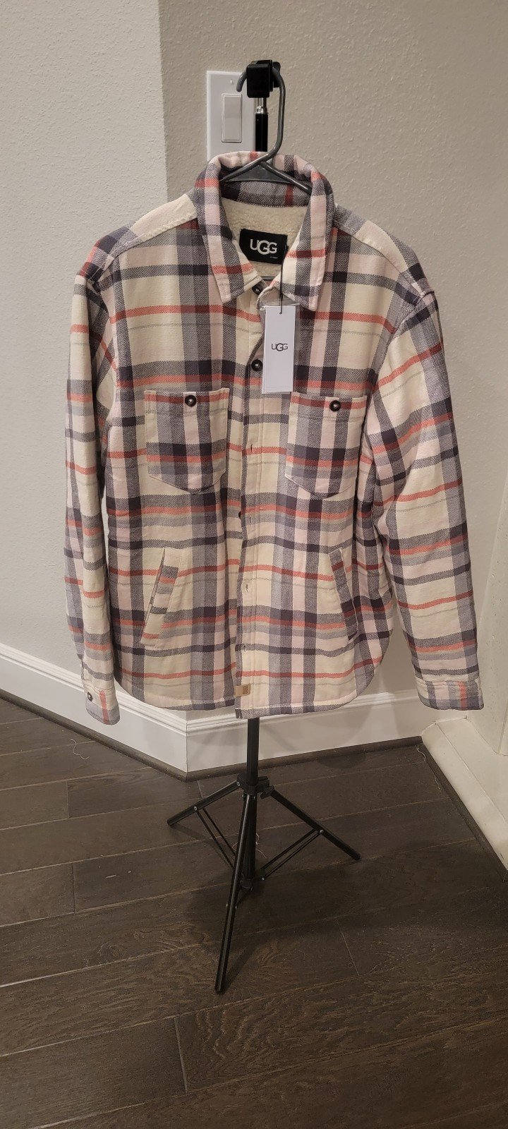 UGG Braxton Lapel Collar Long Sleeve Plaid Shirt Jacket.