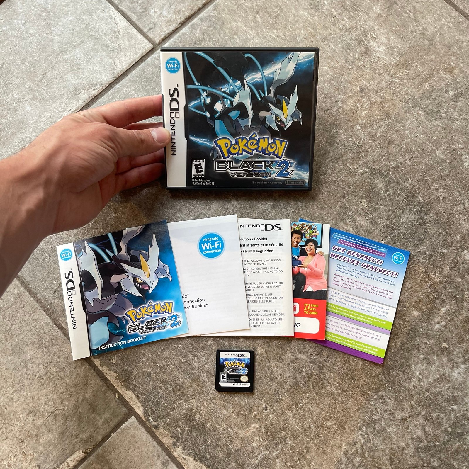Pokémon Black Version 2 For Nintendo DS - CIB - Complete in box