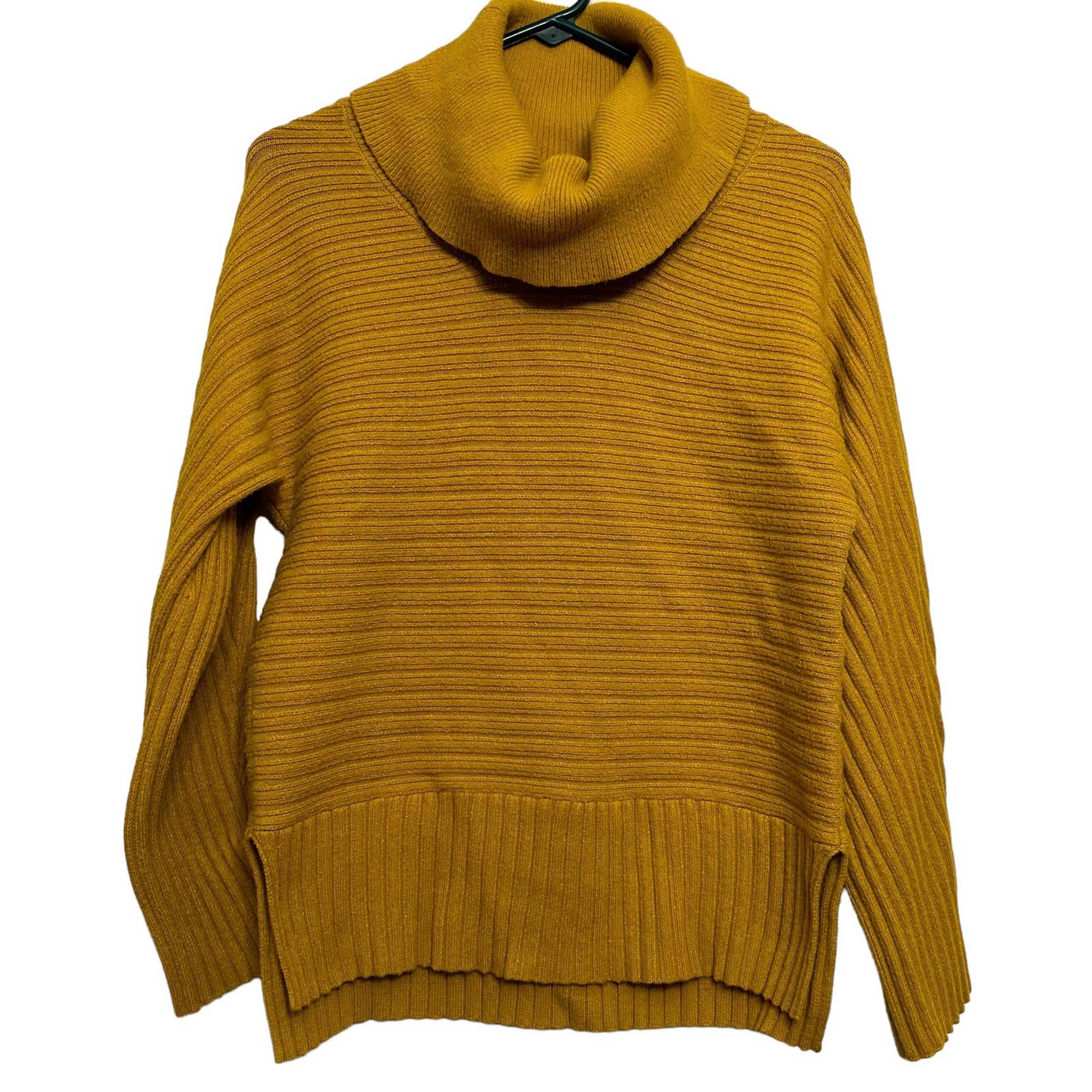 Athropologie Moth women’s cowl neck sweater. Size small