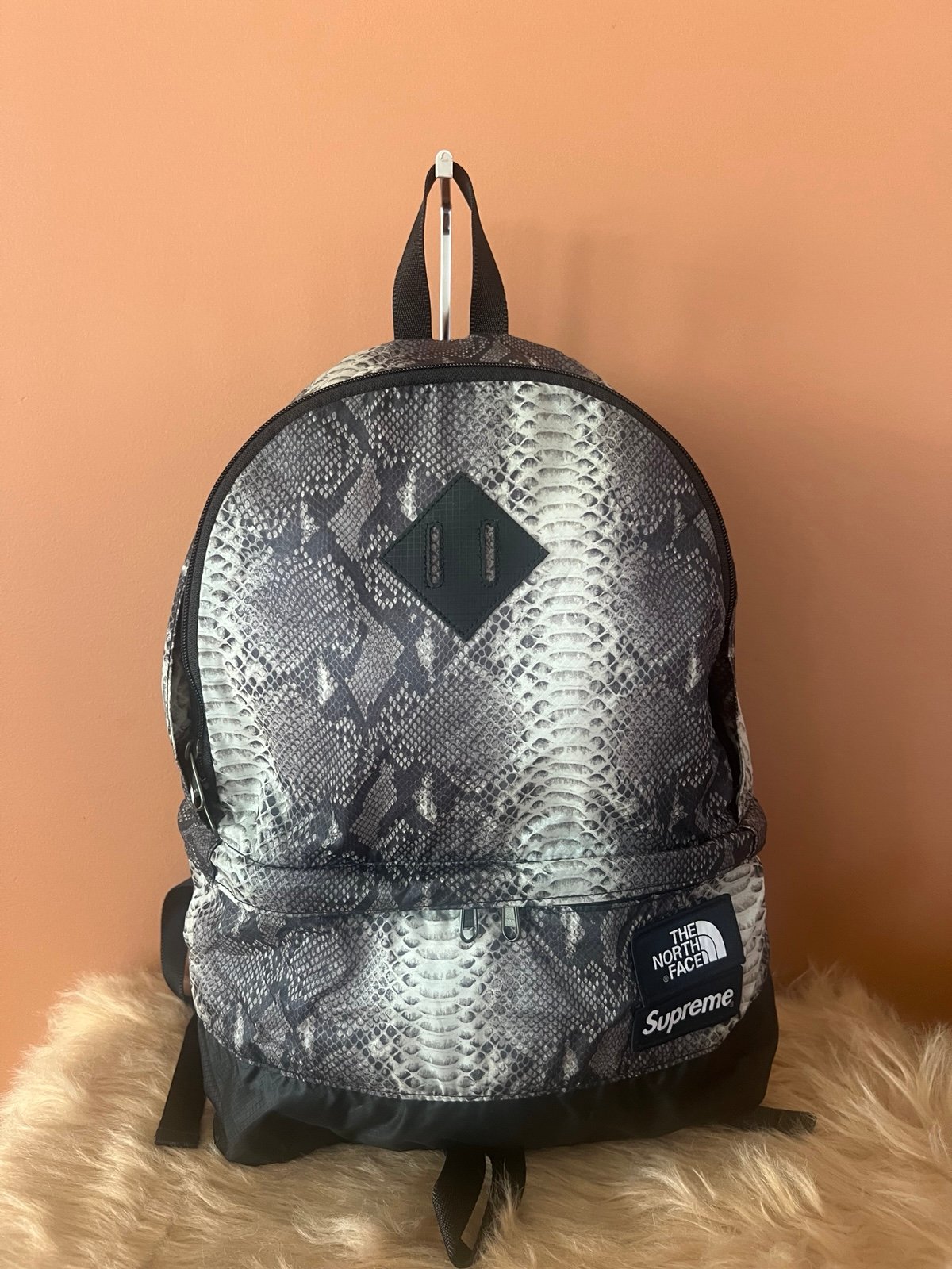 Supreme Backpacks Deals - New and used pre-owned Finds | Mercari