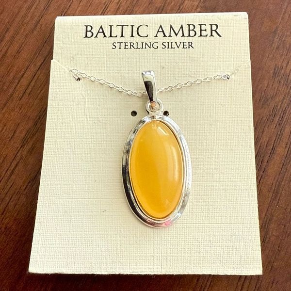 Natural Butterscotch Baltic Amber Oval Framed Pendant Necklace Sterling Silver