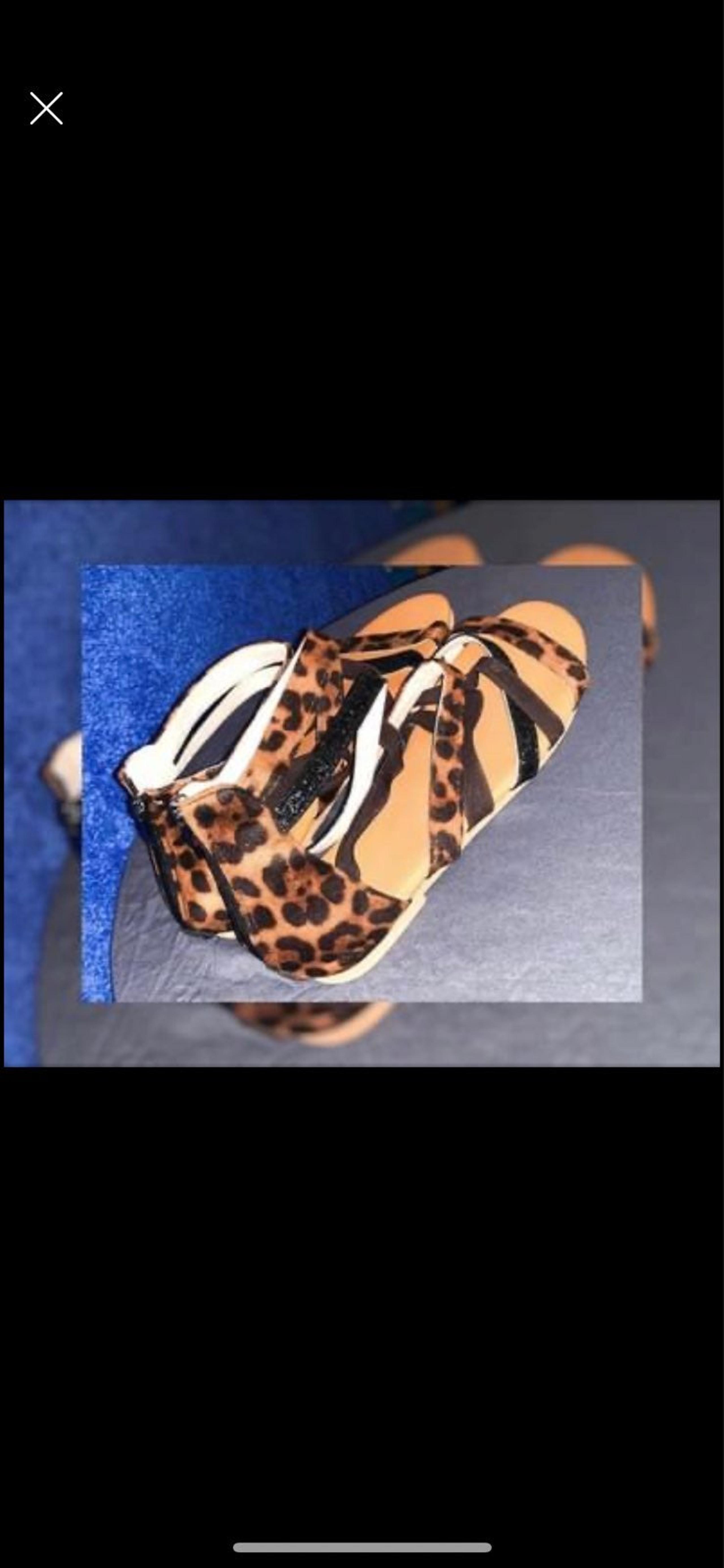 Womens size 9 boutique sandals