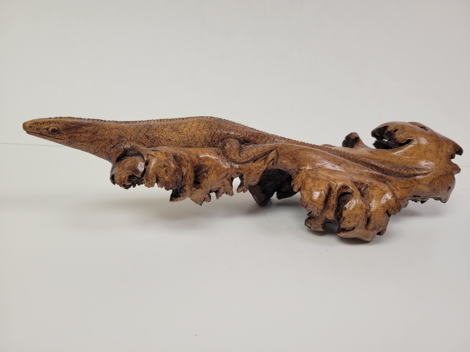 Unique Hand Carved Wooden Lizard On Root