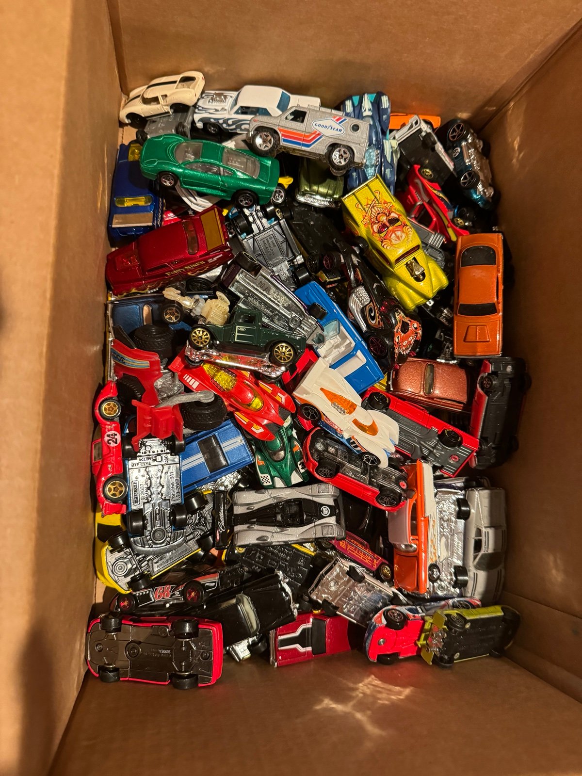 Hotwheels collector car lot 50 plus cars