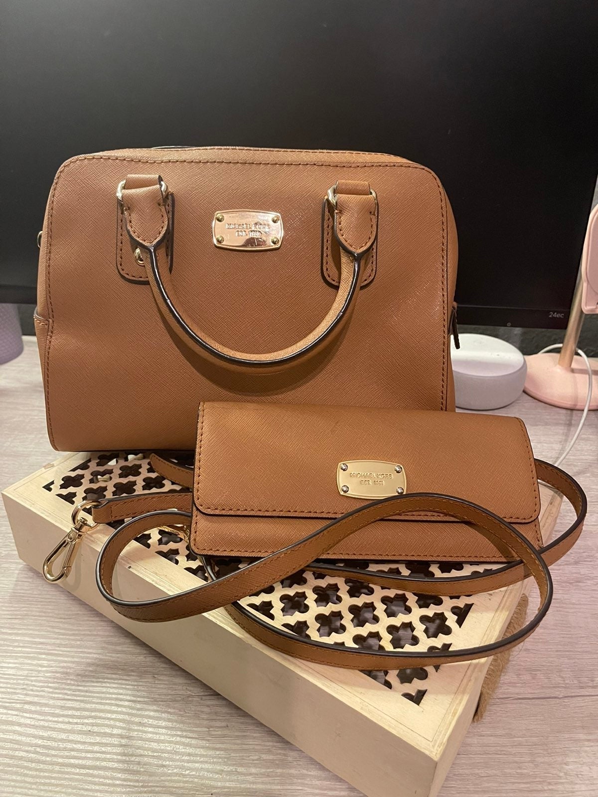 Michael kors satchel **wallet not included**