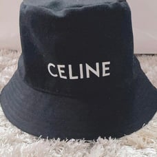 CELINE ☆ In excellent condition, used only twice Bucket hat Black