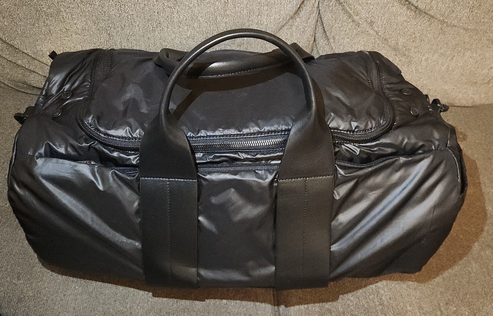 Caraa Mens duffle bag