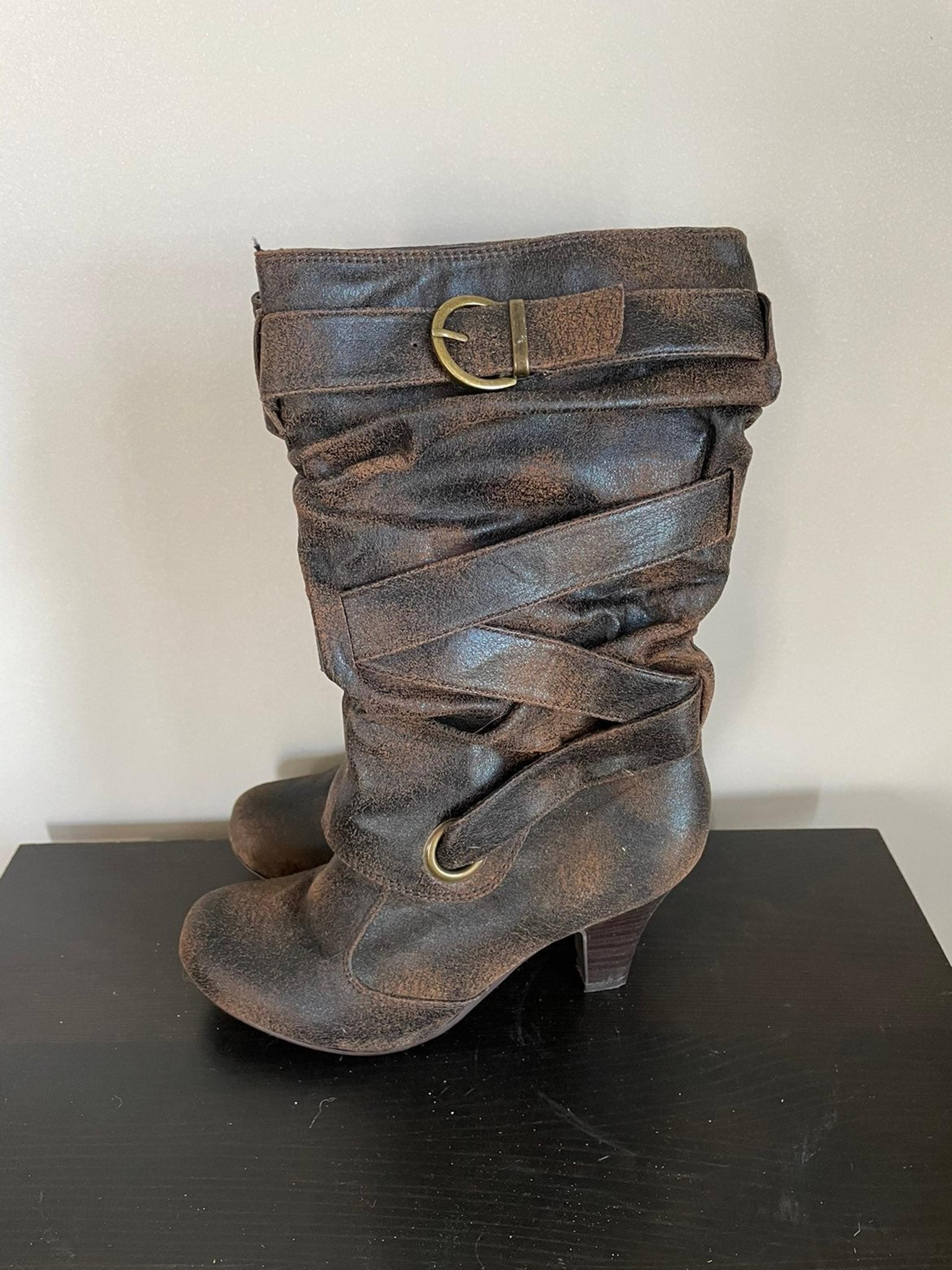 Nadara Boots Sz 6.5