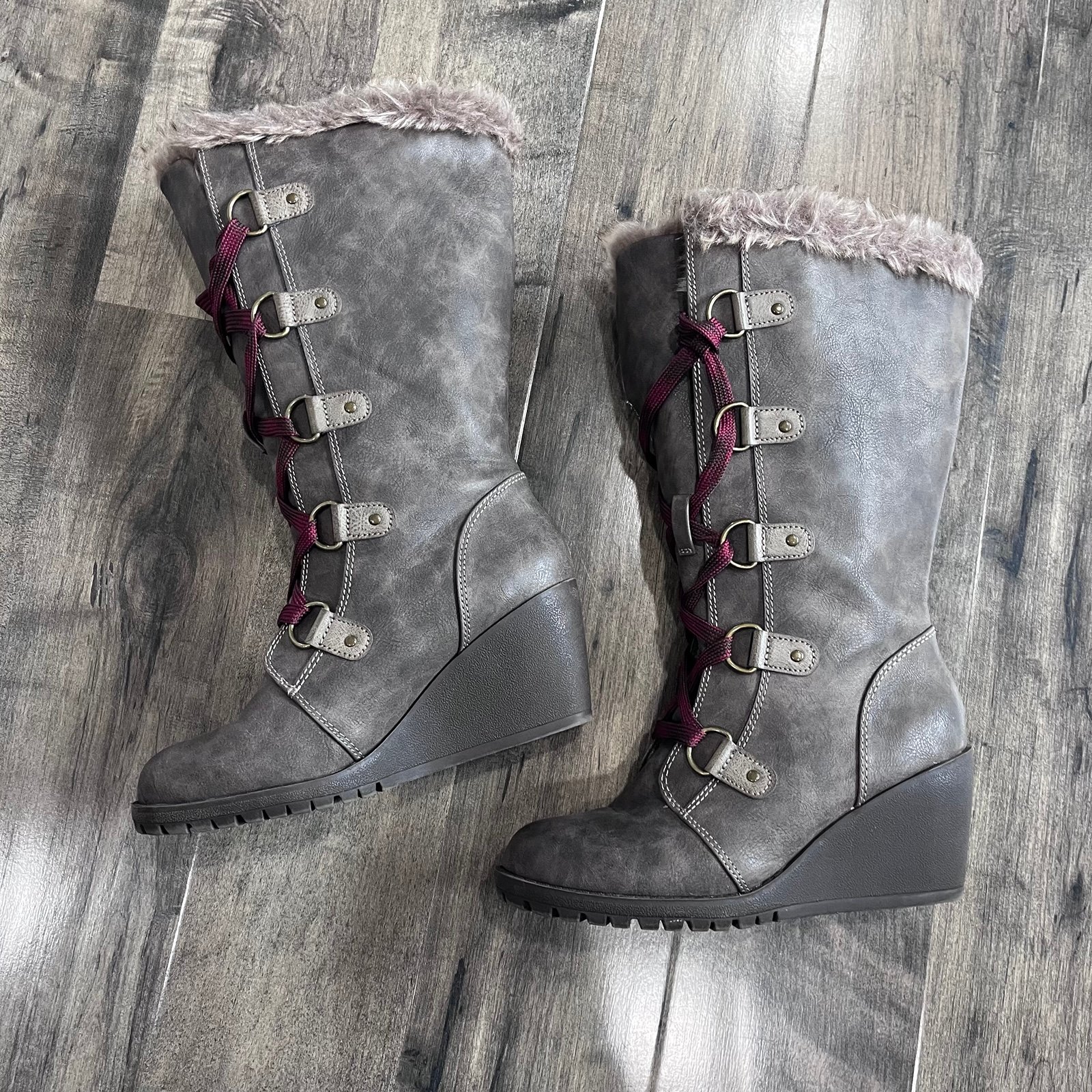 POP Women’s “Tyche” Wedge Lace-Up Boot women’s size 8 NEW New without box-