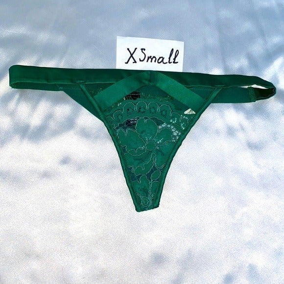 VS Designer Fashion Show XSmall Green