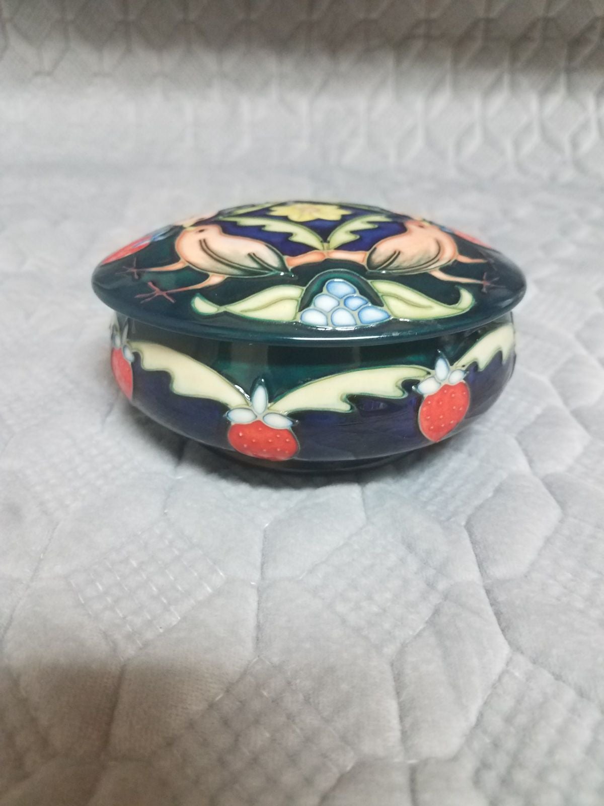 Moorcroft dish With lid