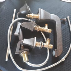 Bathroom tub fixtures