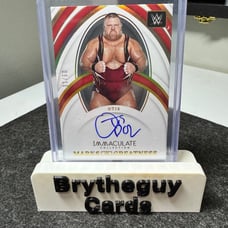 2022 Panini Immaculate WWE Marks of Greatness Gold /10 Otis #MG-OTS Auto