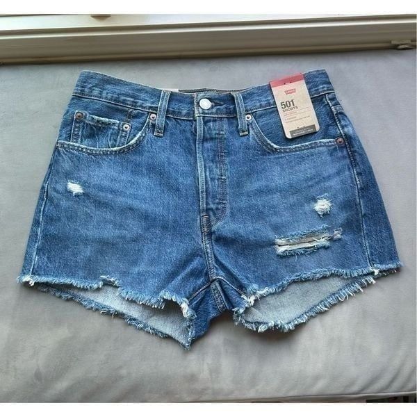 NWT Levi’s shorts