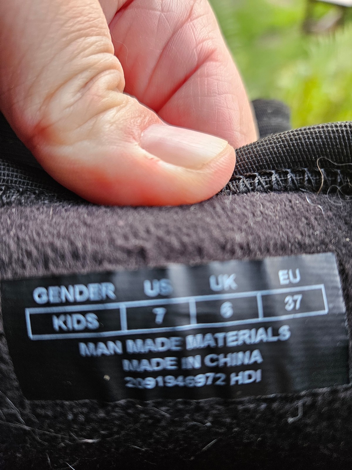 LIKE NEW KIDS MUCK BOOT