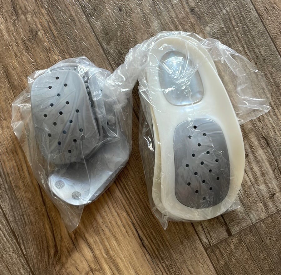 Set of shoe insoles