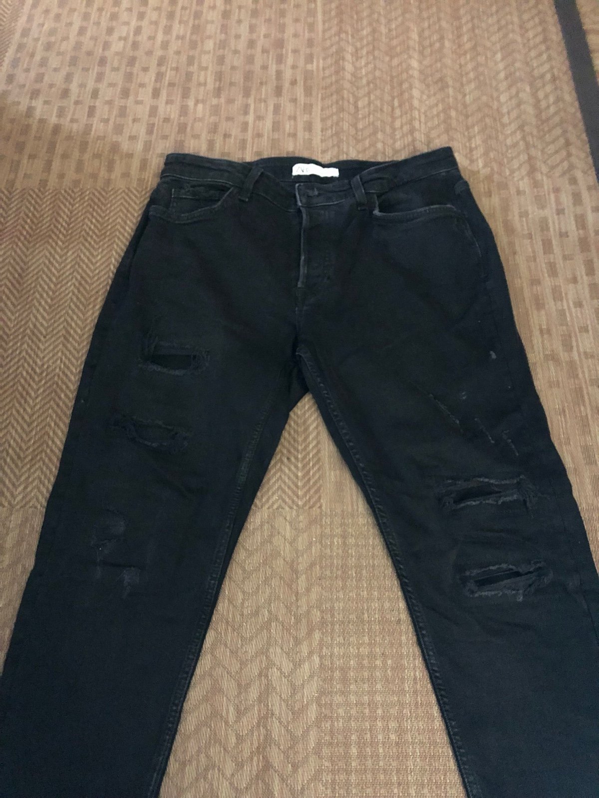 ZARA Men Ripped Jeans
