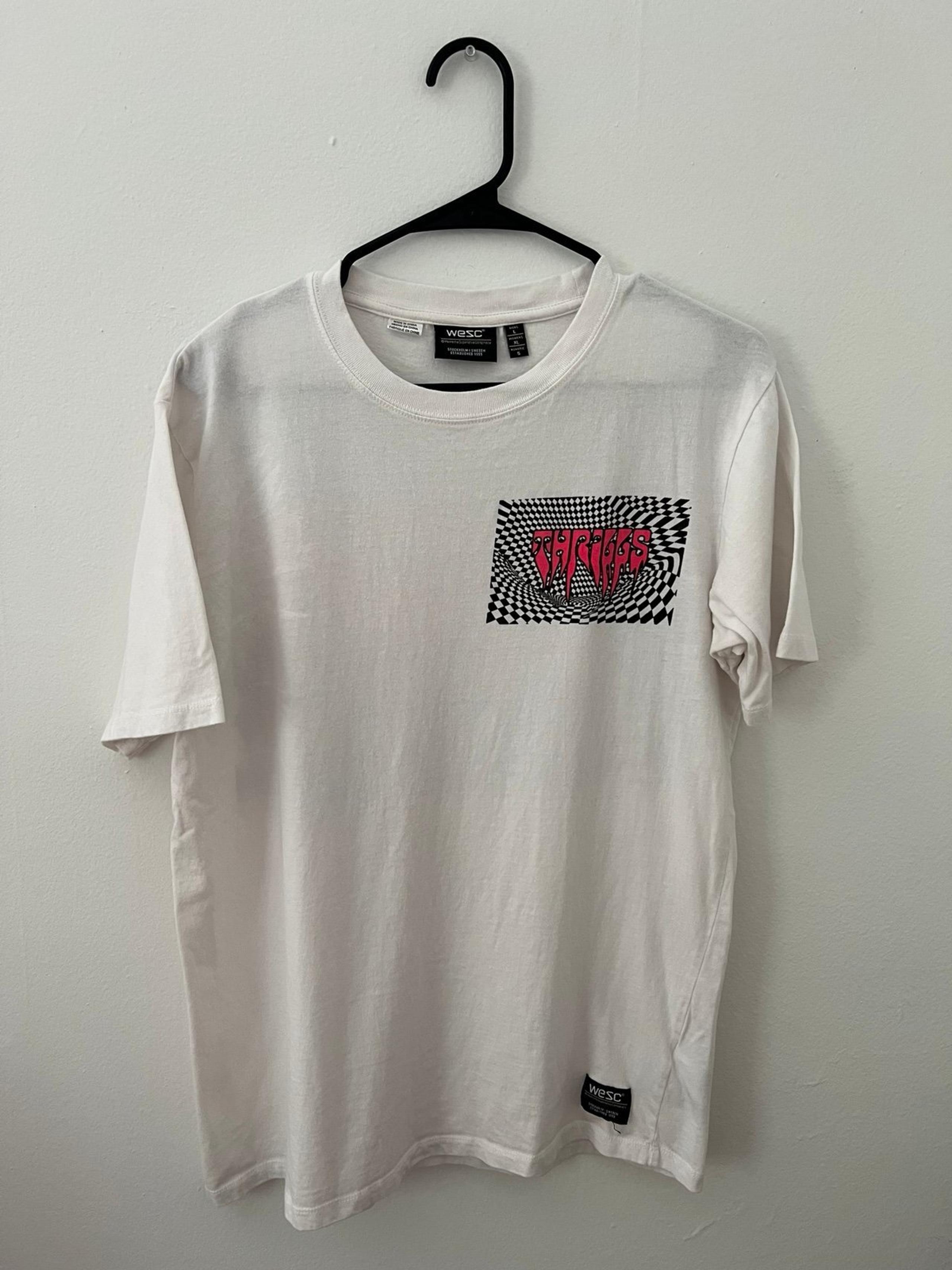 WESC MENS SHIRT SIZE L