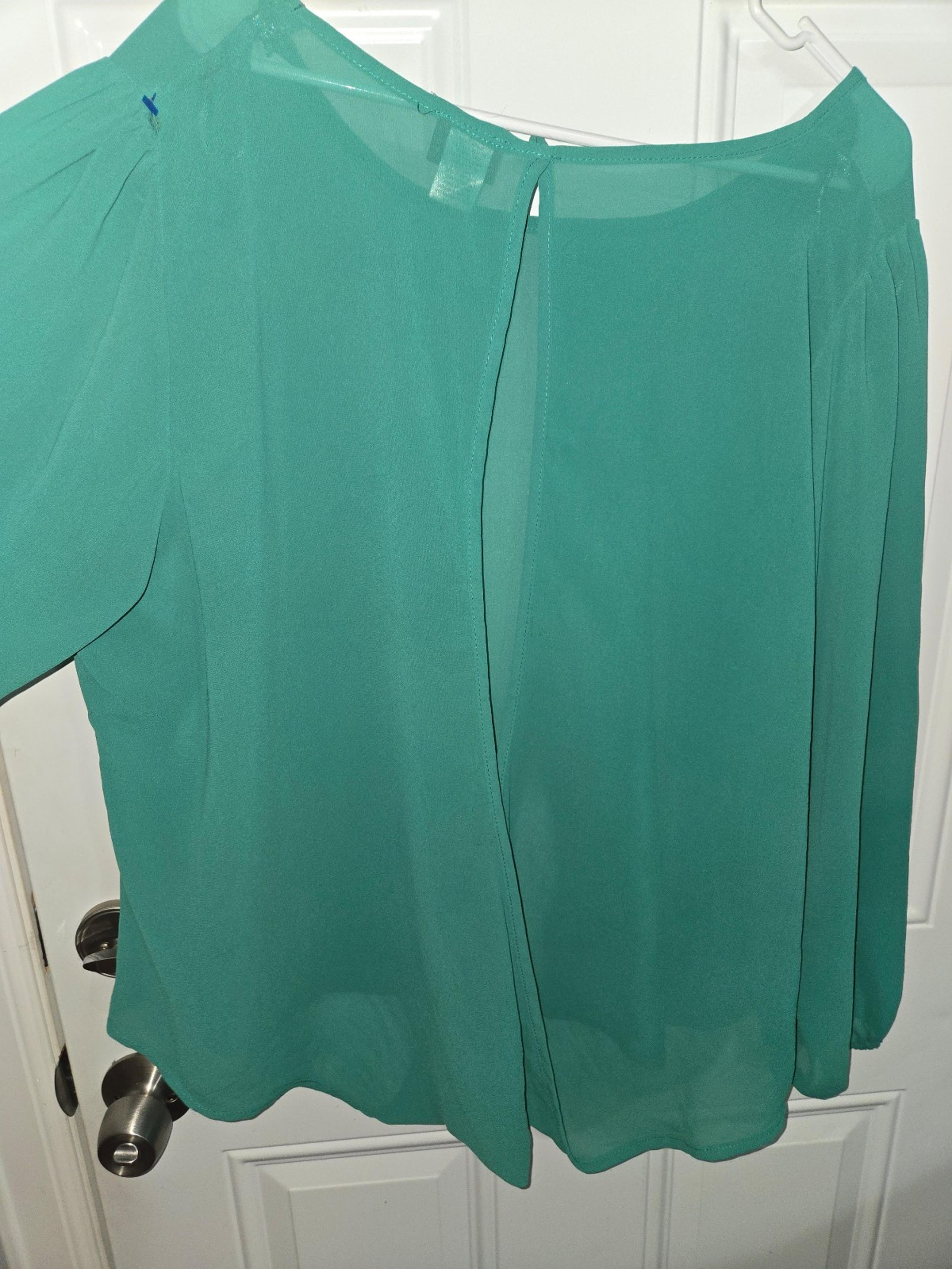 Dots Blouse Open Back Size 3xl