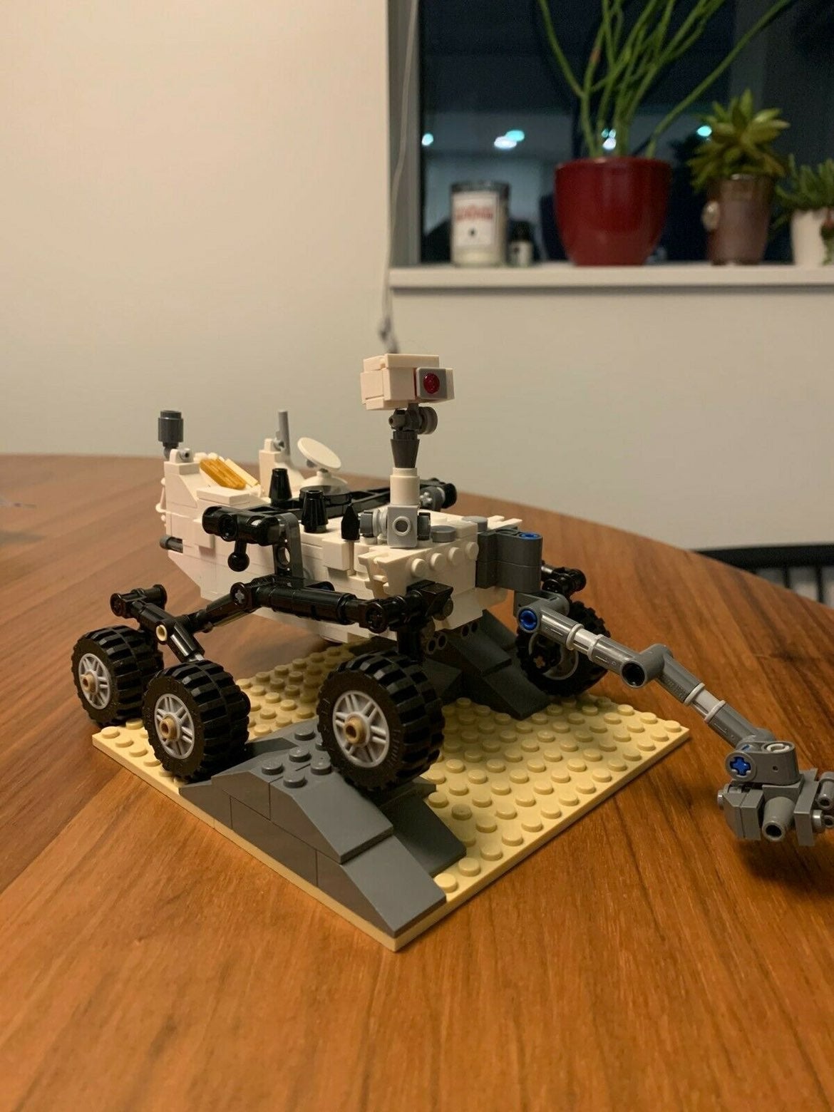 Ideas shops 21104 NASA Mars Science Laboratory Curiosity Rover