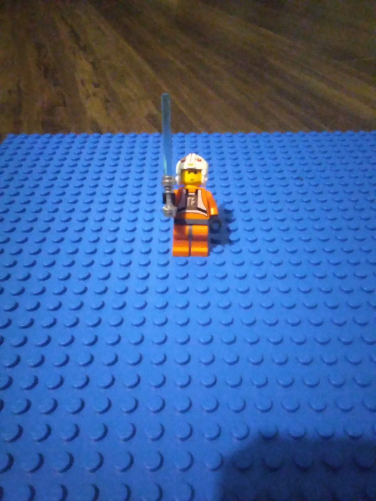 ORIGINAL 1999 LUKE SKYWALKER MINI-FIGURE!!!