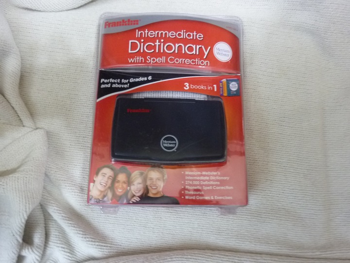 Franklin MWD 460A Intermediate Dictionary with Spell Correction Merriam Webster