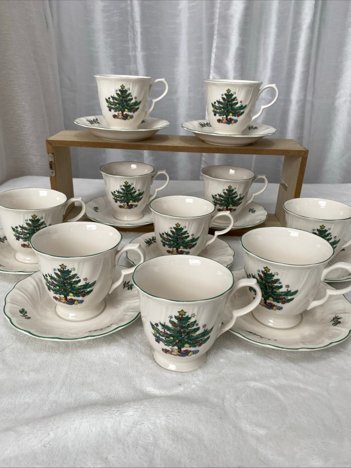 Nikko Happy Holidays Christmas Tree Cup and Saucer Set (19)