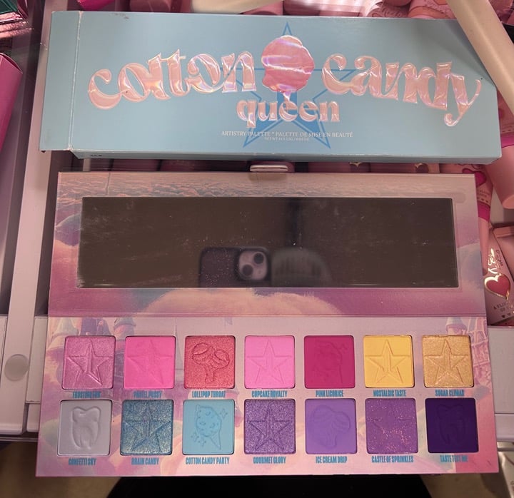 Jeffree Star Cosmetics Cotton Candy Queen Eyeshadow Palette