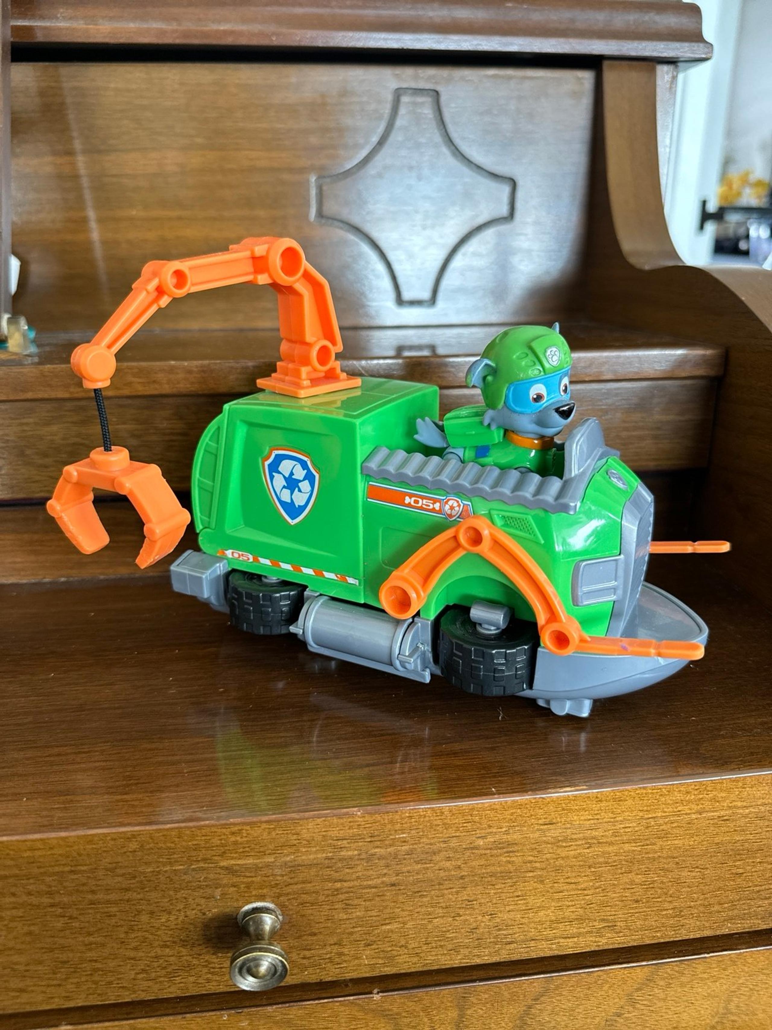 Paw Patrol Rocky Recycle Truck/water tank Vehicle & Figure EUC