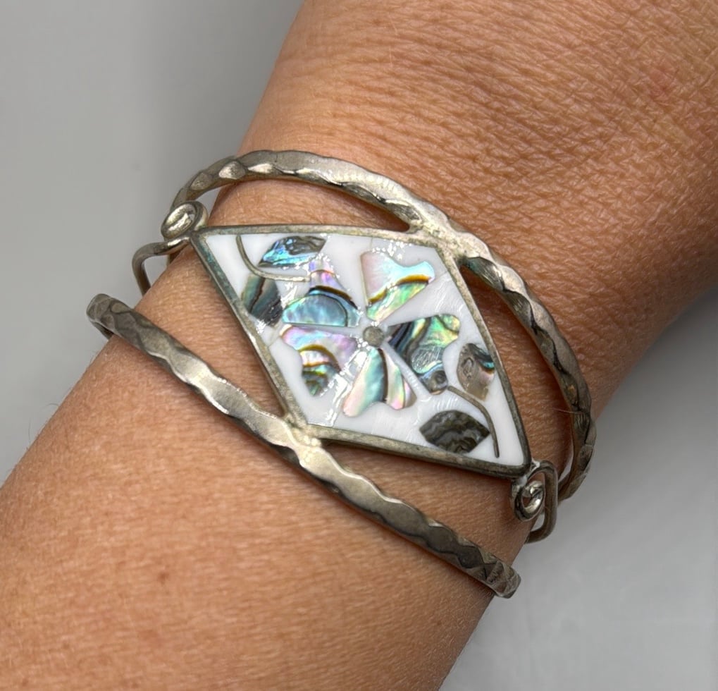 Vintage Silver Alpaca Mexico Abalone Shell Floral Large Cuff Bangle Bracelet