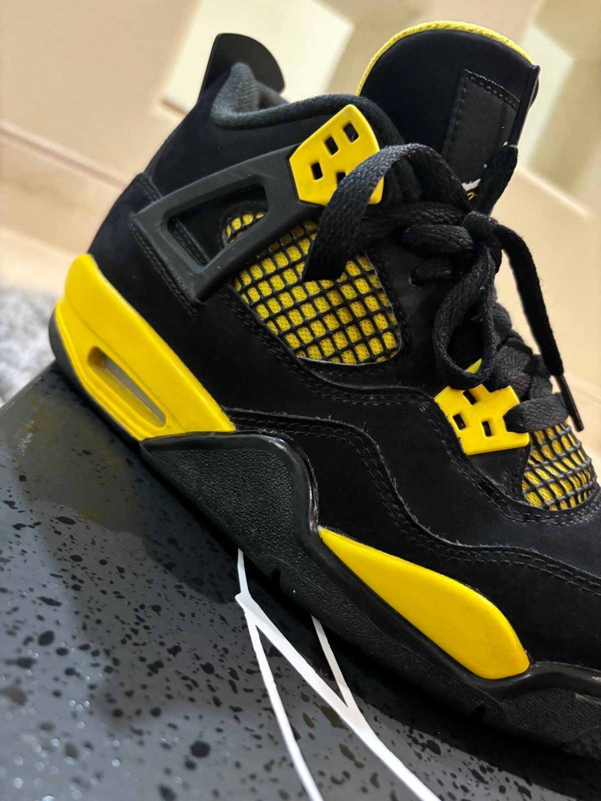 Jordan 4