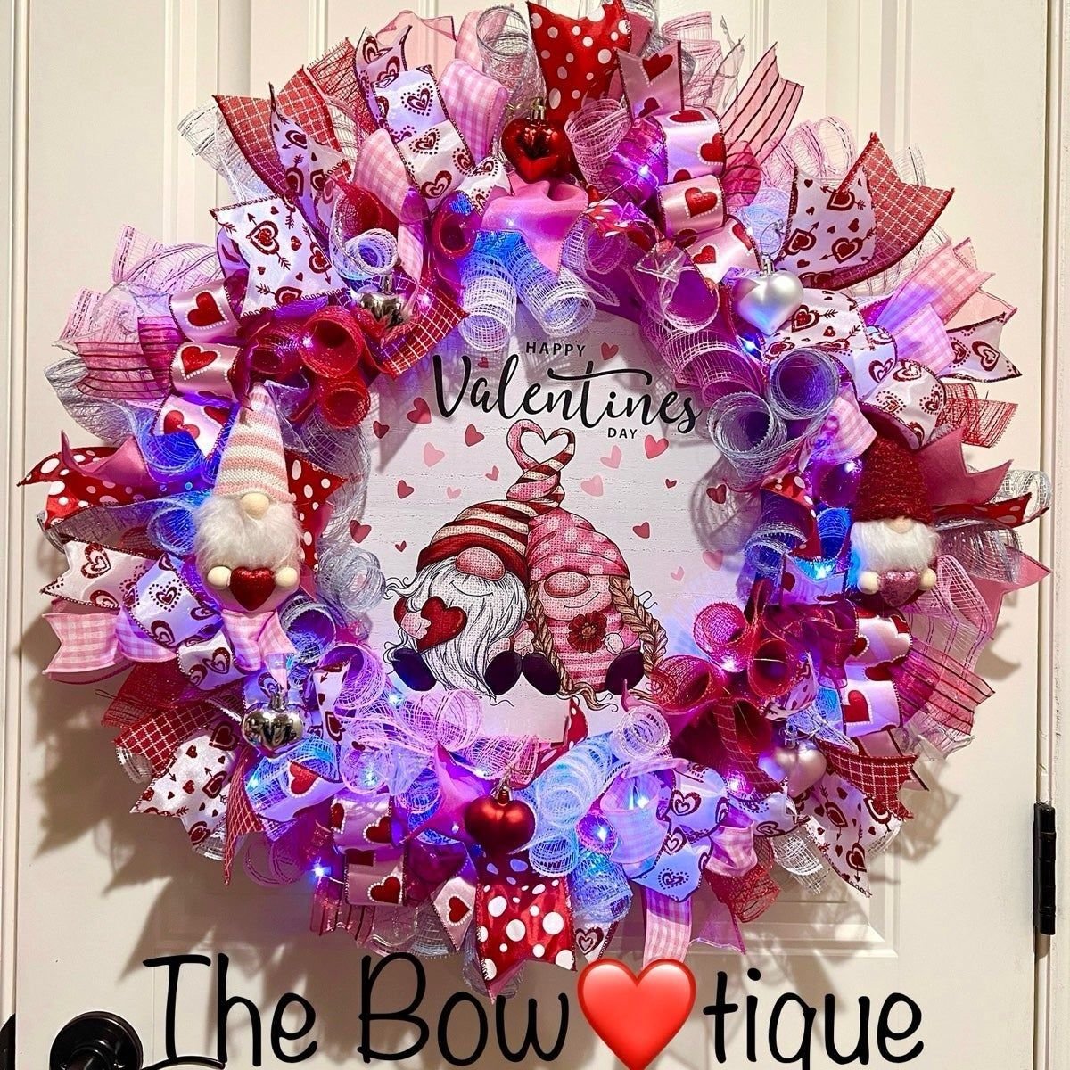 XL Handmade Valentine’s Gnome Hearts Ribbon Prelit Wreath 26 ins LED
