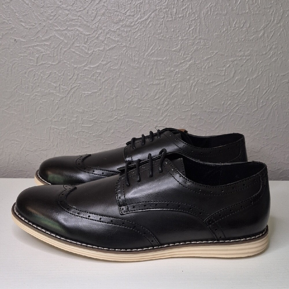 Vosley Milan Black Leather Lace Up Shoes: Business/Casual-Men's Size 11