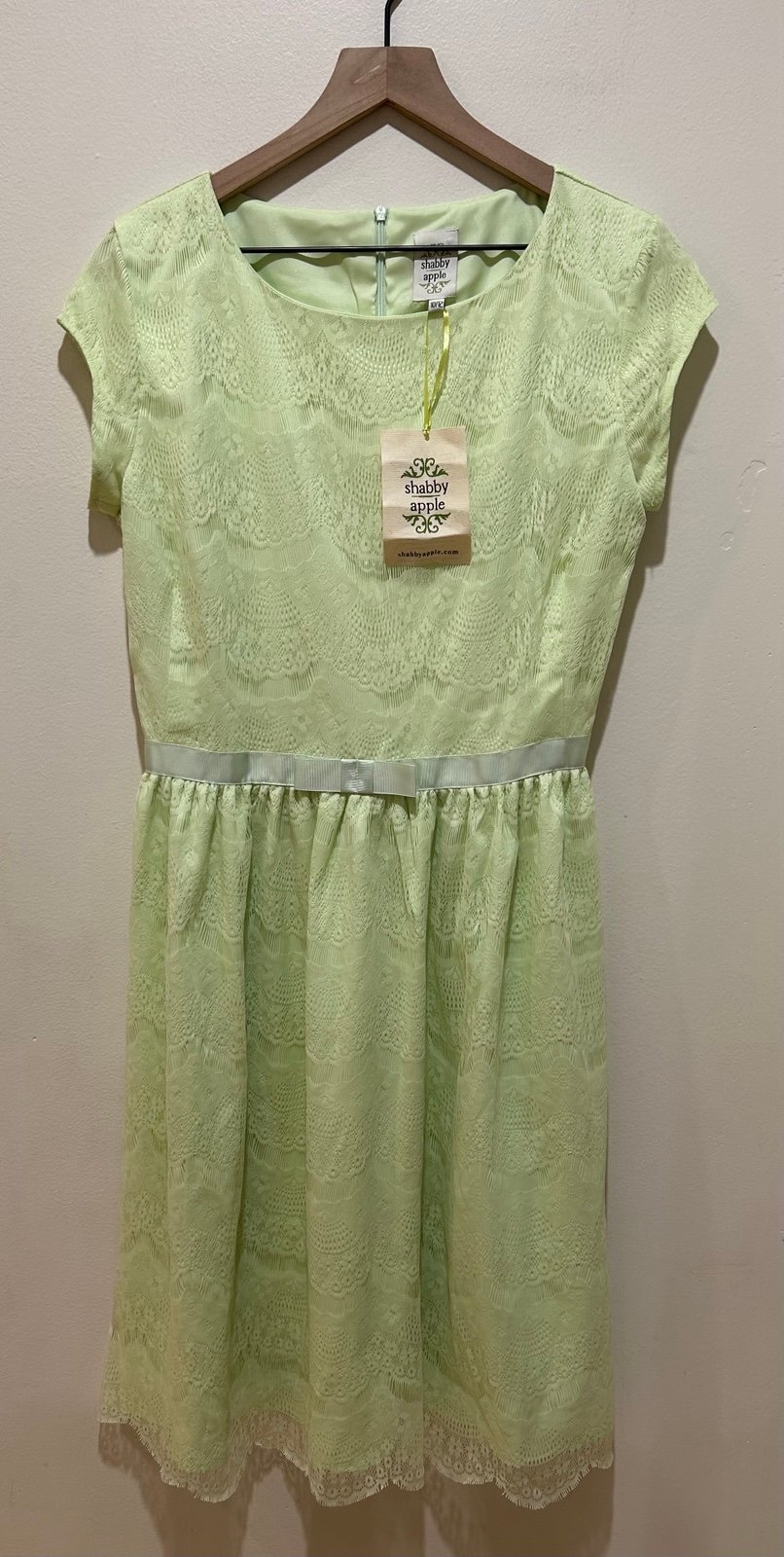 NWT Shabby Apple Alice Light Green Midi Dress - Women’s Size 10/12