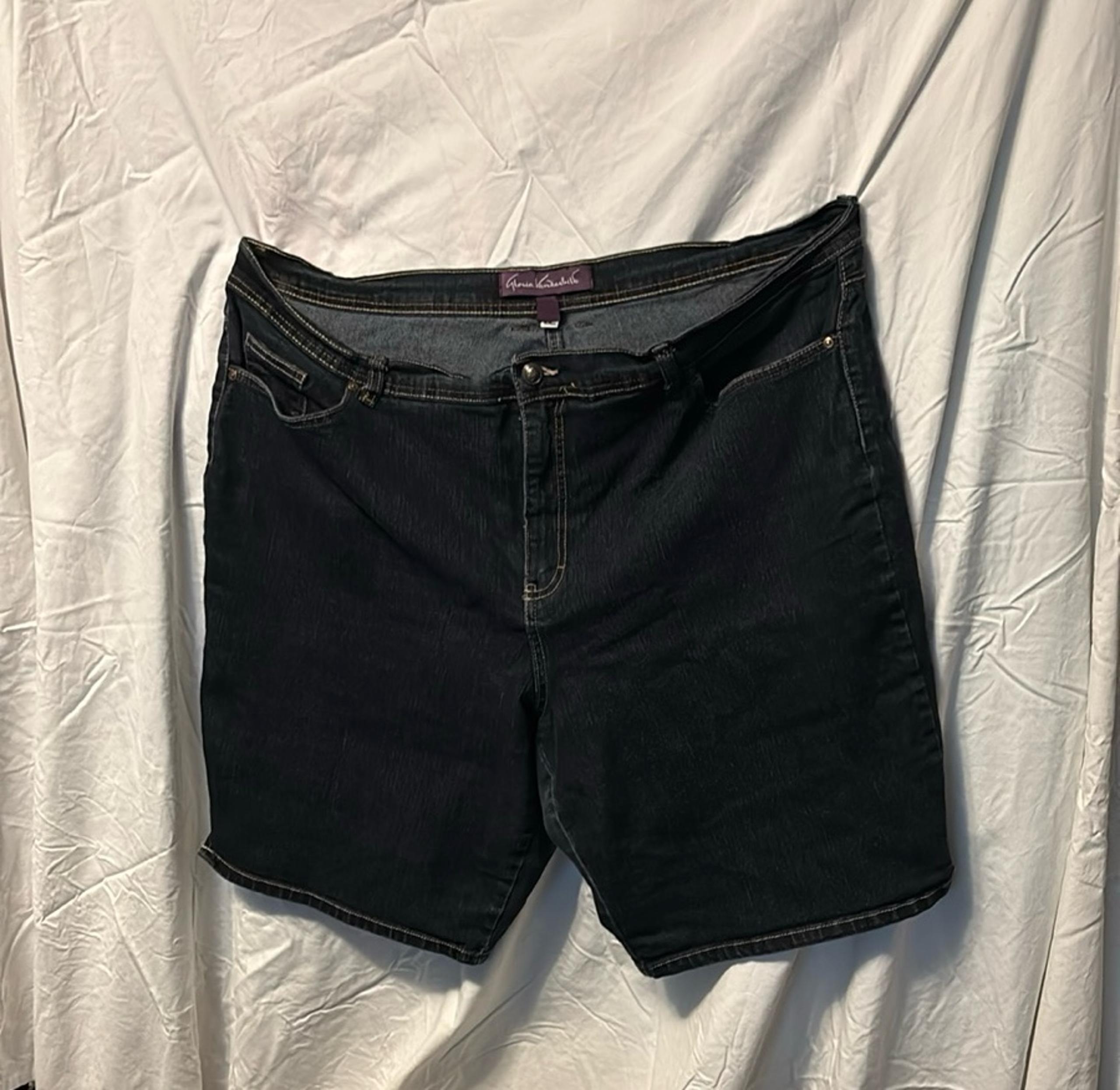 Gloria Vanderbilt Dark Blue Denim Jean Shorts