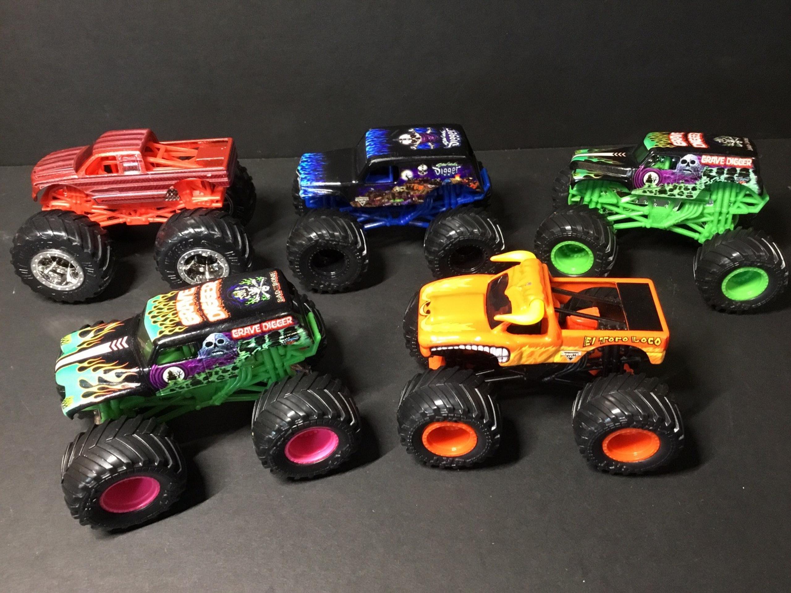 Monster Jam Lot Of 5 Toy Monster Trucks