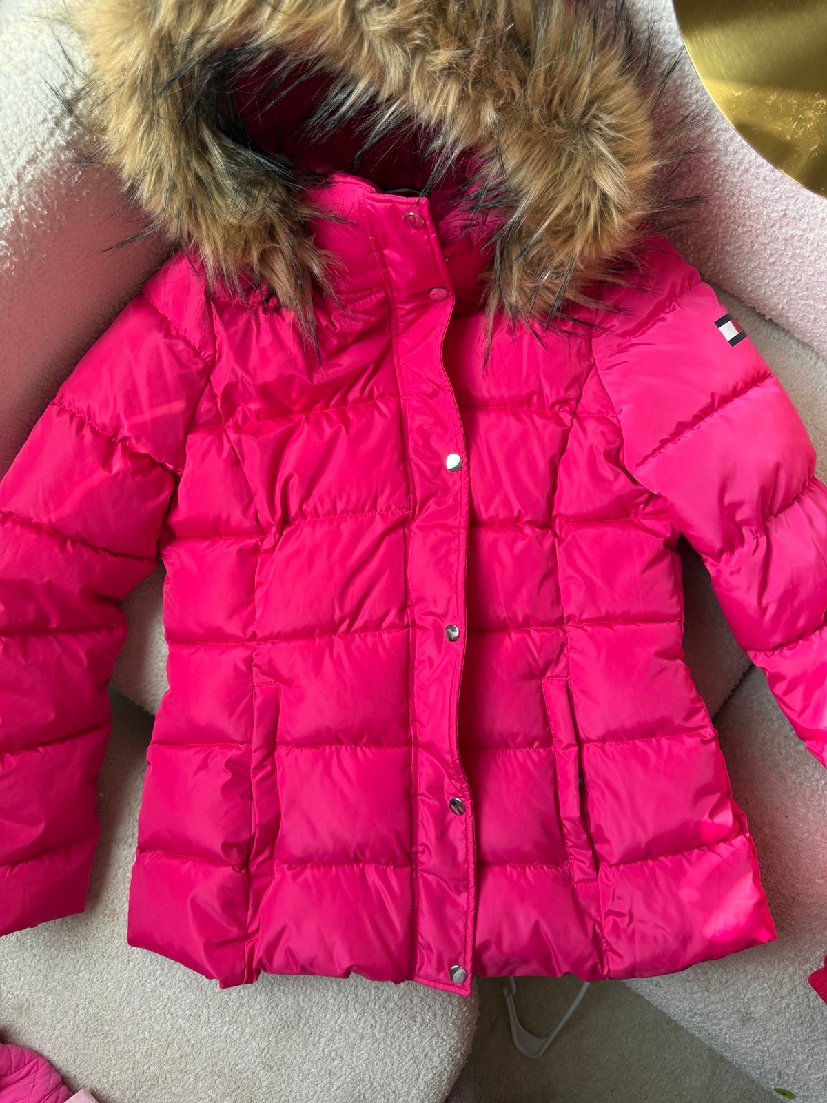 Tommy Hilfiger Pink Puffer Jacket with Faux Fur Hood – Women’s M (New, No Tag)