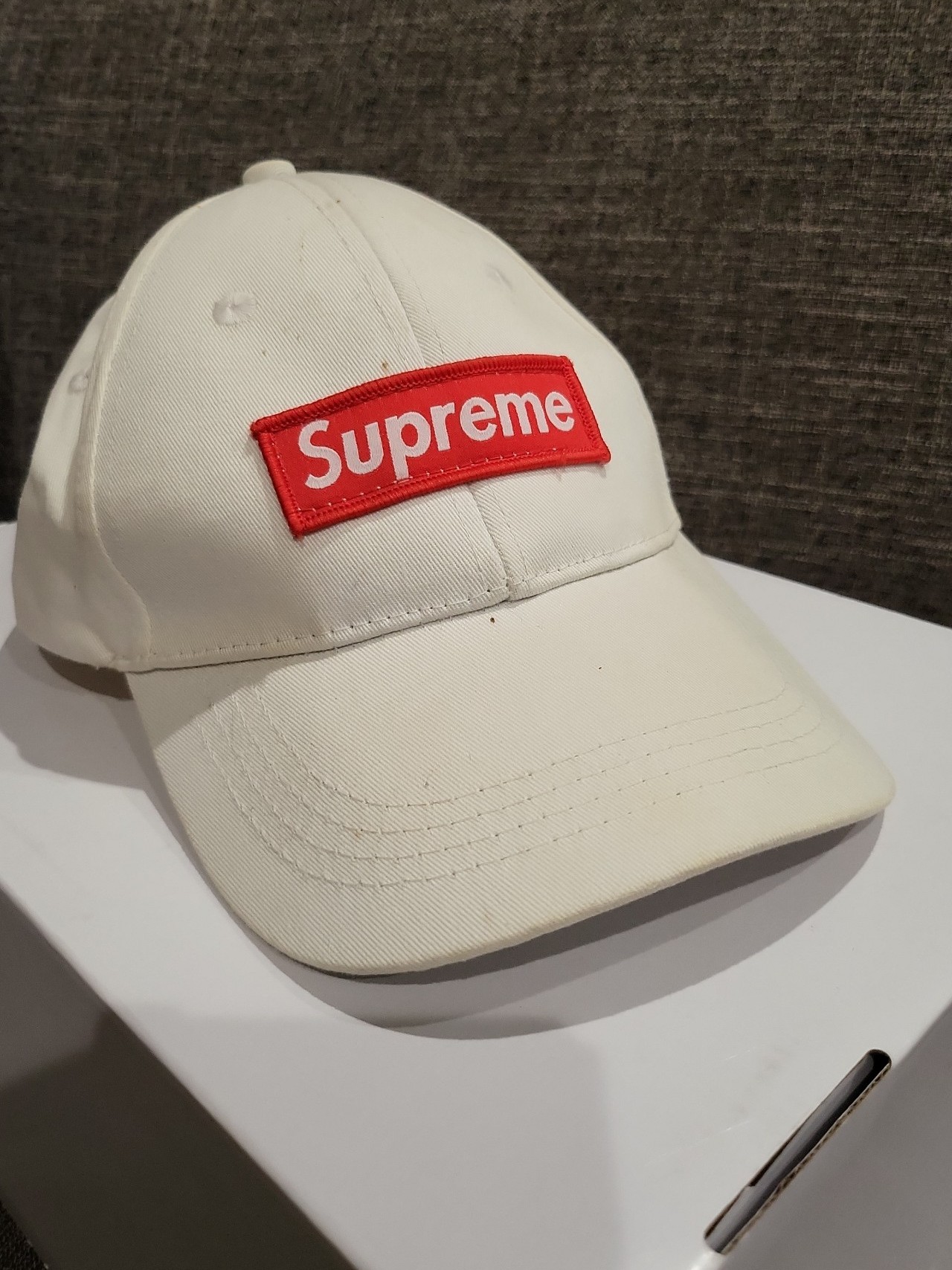 Supreme cap