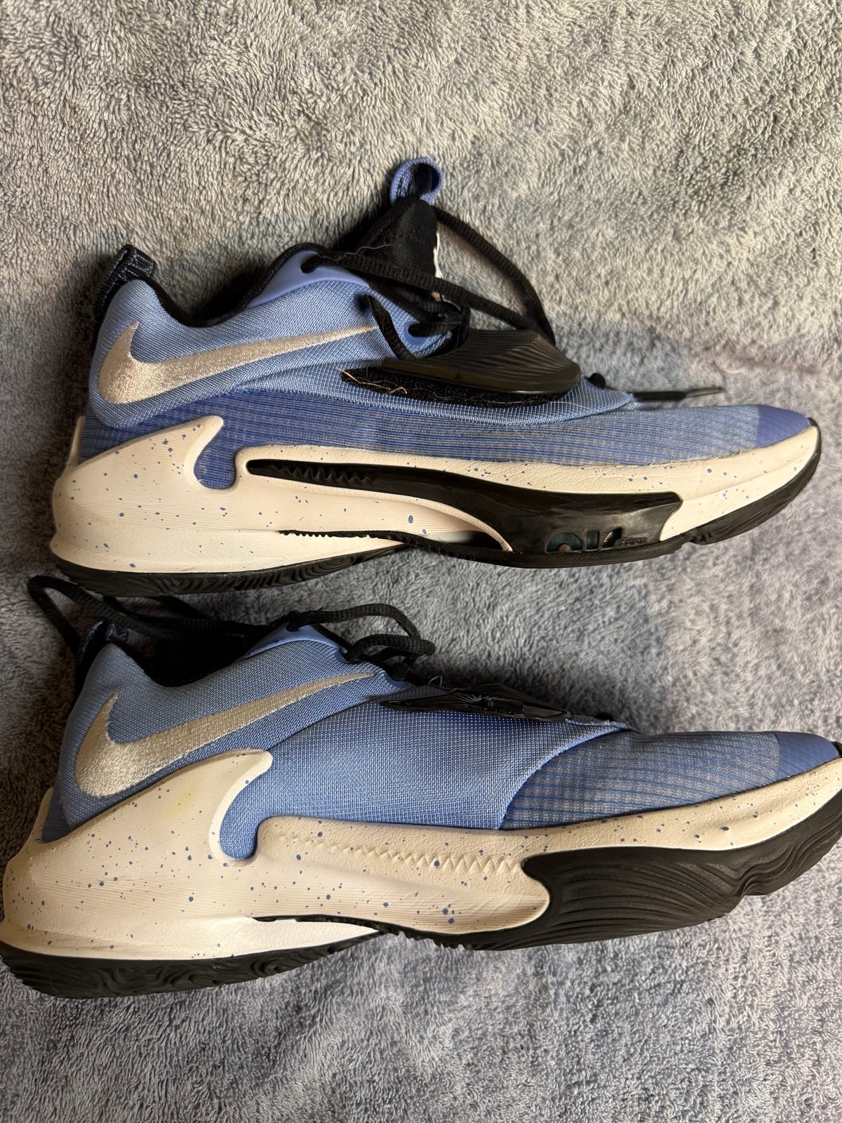 Nike Freak 3 Basketball Shoes Size 9/Women's 10.5 Lunar Pulse