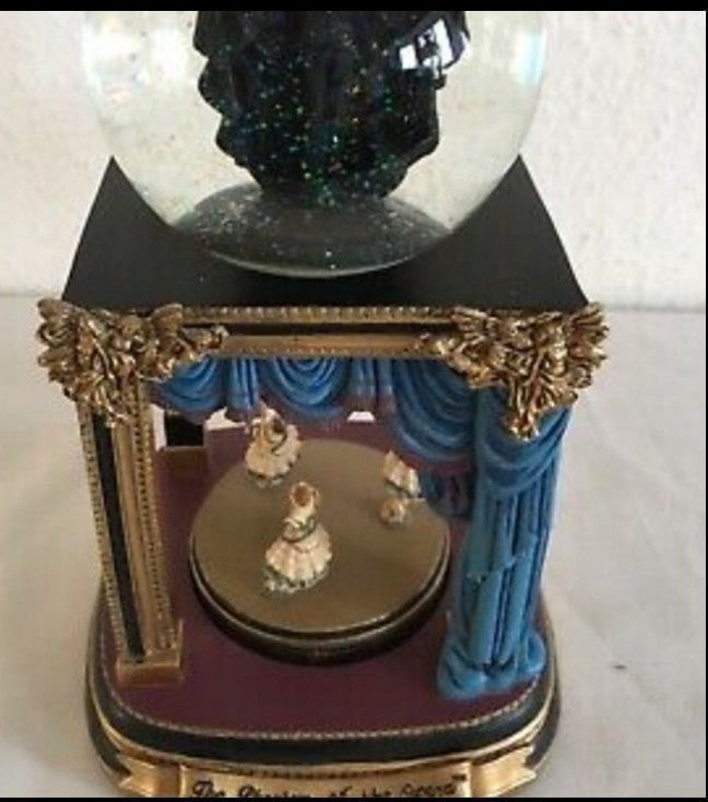 PHANTOM OF THE OPERA SAN FRANCISCO MUSIC BOX SNOW GLOBE - VERY RARE