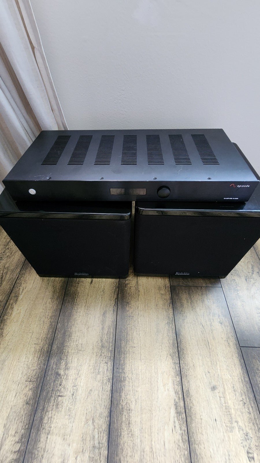 2x Definitive Supercube III + Episode EA-AMP-SUB-1D-500R Sub Amplifier 500W