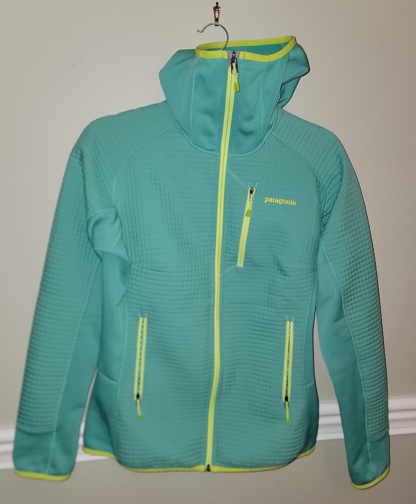Patagonia Women's Dual Aspect Hoody Medium